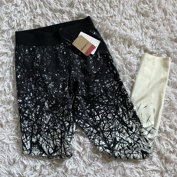 NWT REEBOK C-Spike Tight size XS - Picture 2 of 8